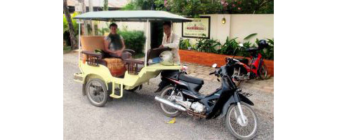 Pavillon D'Orient Tuktuk