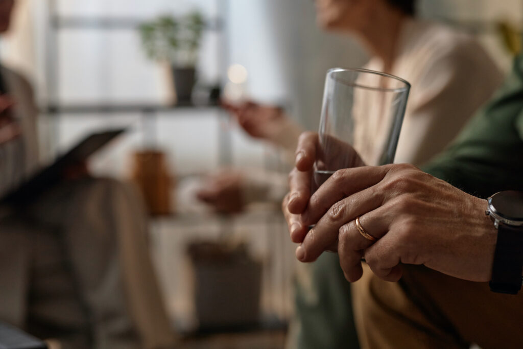 20 Tips to Cut Back on Alcohol