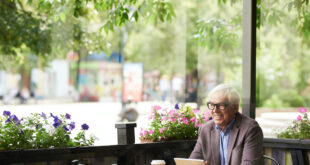 9 Money Saving Tips while Abroad