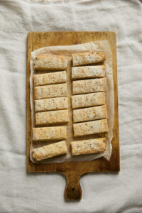 Cardamom-shortbread