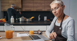 Day-to-Day Money vs Long-Term Planning