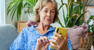 From Doomsday Scrolling to Delight