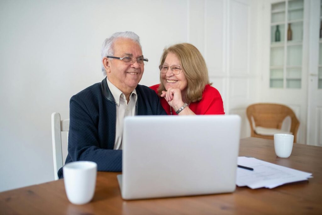 Healthy Financial Habits of Senior Couples