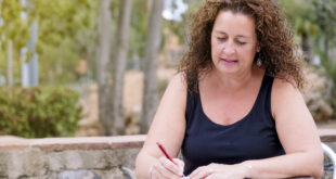 How to Recognise and Navigate a New Chapter After 50