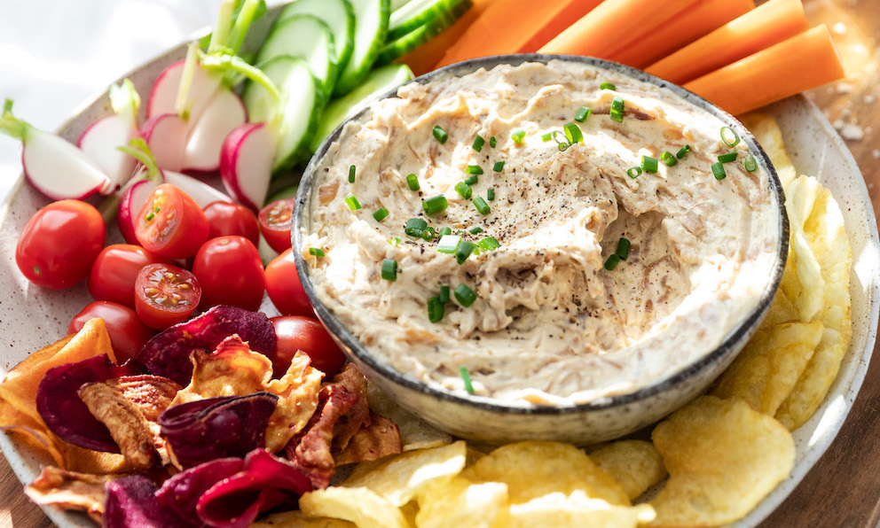 Kiwi Onion Dip