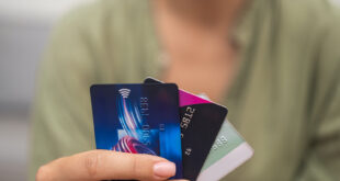 Piling on the Perks – Why it Pays to go Credit-Card Hunting