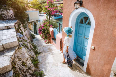 Pro's and Con's of Hotel vs Airbnb