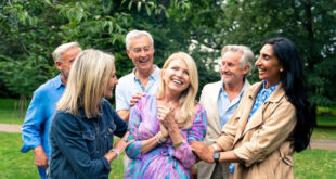 Sibling Reunions – Because Family is Important_GrownUps