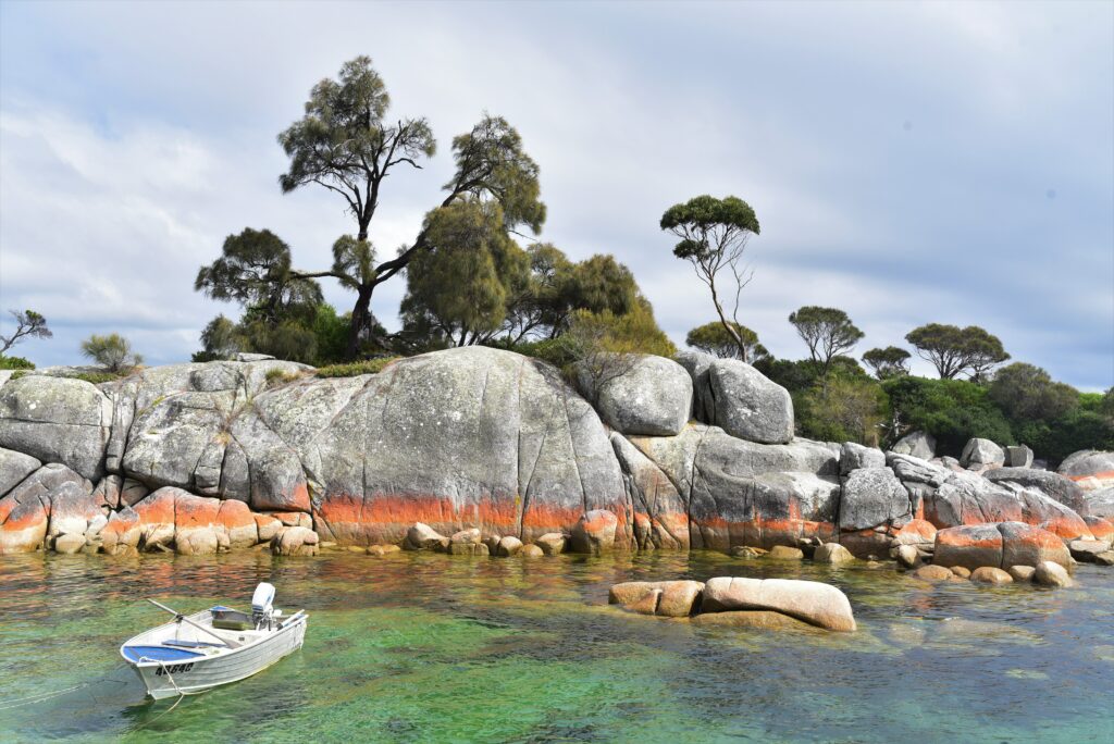 Bay of Fires, Tasmania - Photo by Laya Clode on Unsplash
